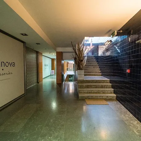 Alameda Ribeiro - T4 No Centro Historico - * Braga